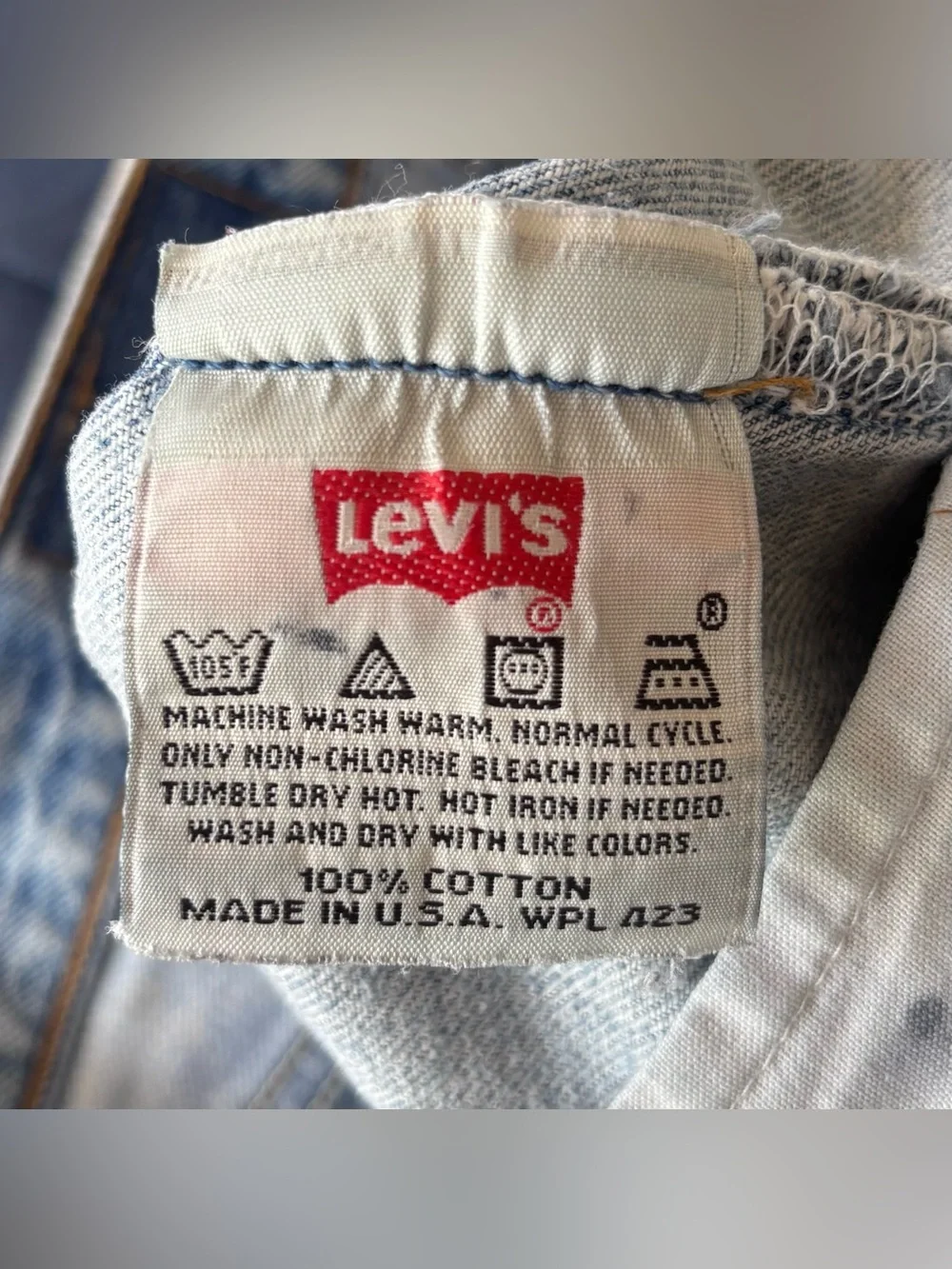 Vintage 90s Levis 501 Jeans Mens 40x30 Made in USA Faded Blue Button Fly 544